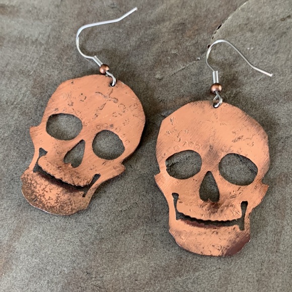 Skull earrings - Picture 2 of 3